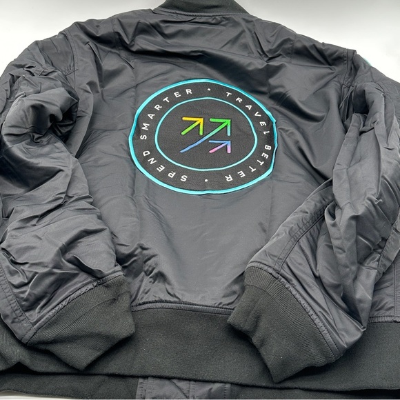 Men’s The Points Guy Awards 23 Black Uniqlo Bomber Jacket Large - Picture 8 of 13